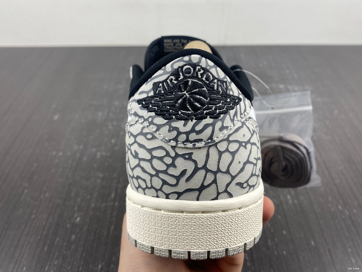 Retro CZ0790-001 Jordan Cement Black 1 OG Low - 0414